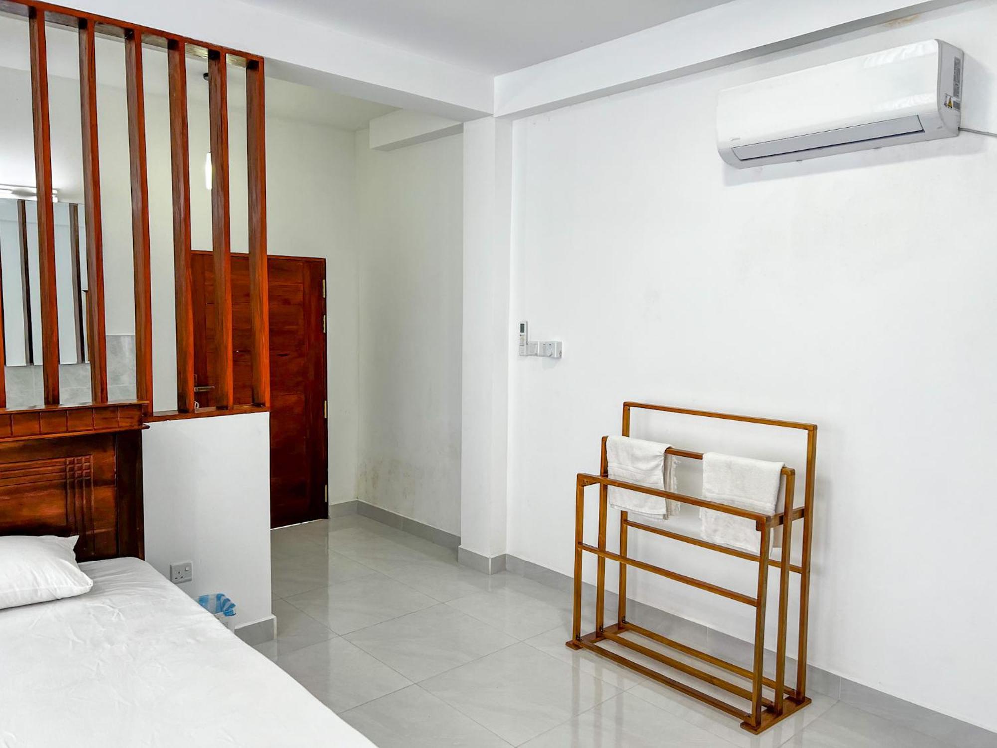 Meridian Holiday Resort รัตนปุระ ภายนอก รูปภาพ